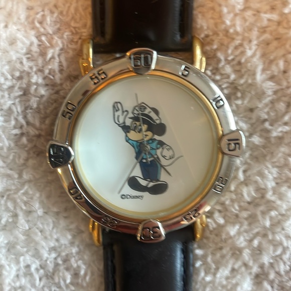 Disney Mickey Mouse captain watch silver with gold accents - Picture 2 of 6